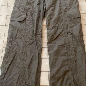 Women’s Gray Cargo Pants